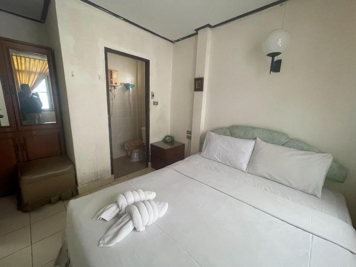 Residence Inn Pattaya Exteriör bild