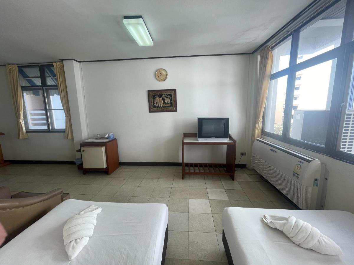 Residence Inn Pattaya Exteriör bild
