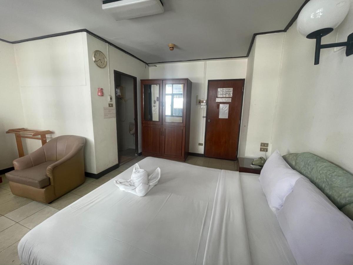 Residence Inn Pattaya Exteriör bild